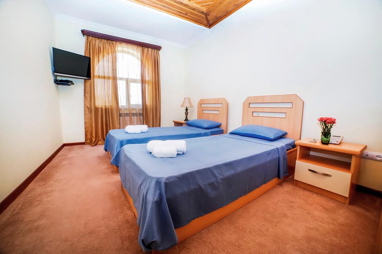 Amrots Hotel Vayk ภายนอก รูปภาพ
